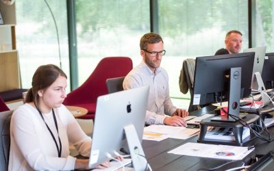 Qué funciones desempeña una gestoría laboral y por qué es importante para mi empresa?