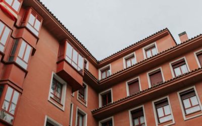 ¿Qué impuestos tengo que pagar por vender mi casa?