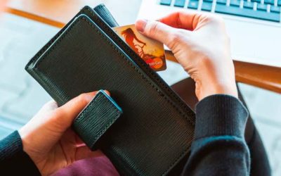 ¿Quién paga los gastos de una donación?