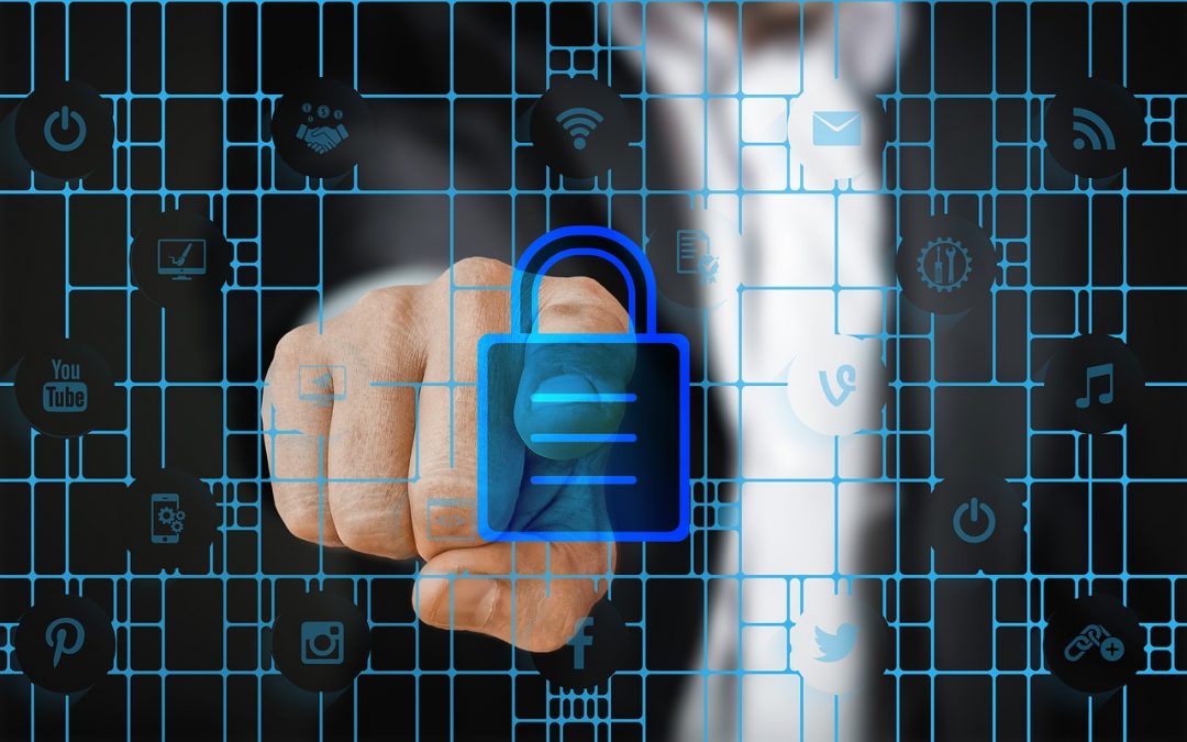 imagen representando la ciberseguridad on un candado