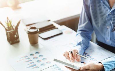 ¿Cuánto puede facturar un autónomo a una misma empresa? Claves del autónomo económicamente en España